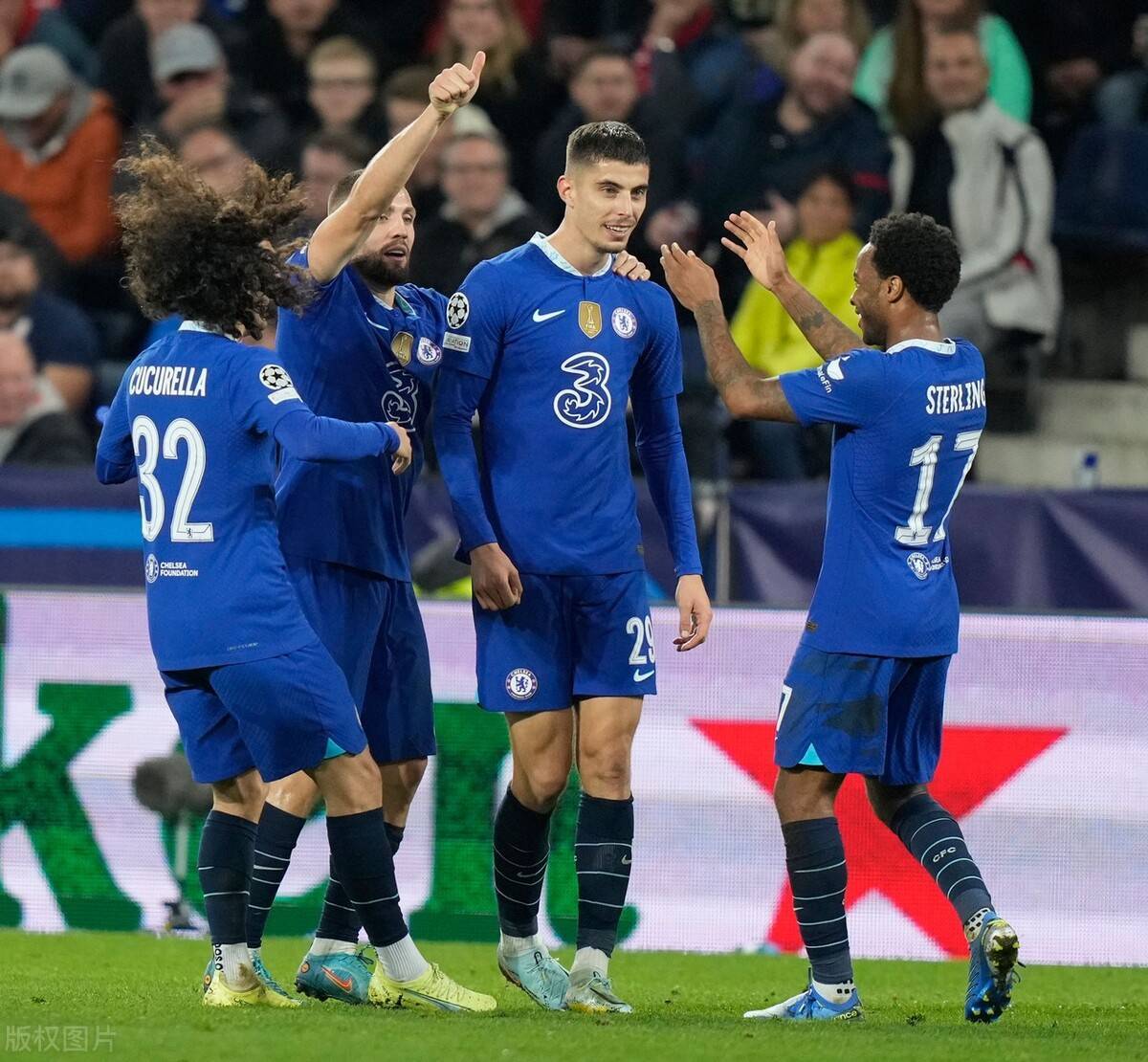 乐鱼官网-赛地聚焦：荷甲转会期热度飙升；布莱顿外线爆发；管理层满意；身体对抗强度拉满的简单介绍-乐鱼官网